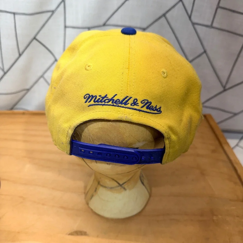 Mitchell & Ness Denver Nuggets‎ Snapback Hat Yellow Blue Rainbow Skyline NBA Cap